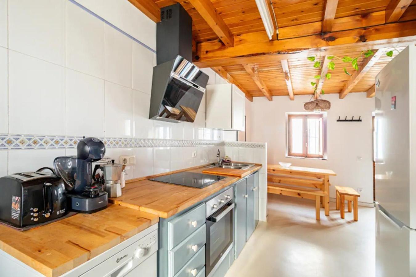 Casa Marinera Centrica En โกมิญาส ภายนอก รูปภาพ