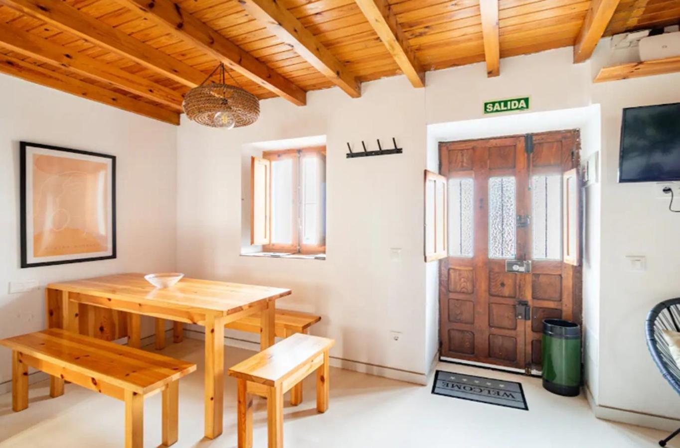 Casa Marinera Centrica En โกมิญาส ภายนอก รูปภาพ